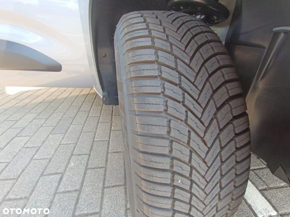 Fiat Doblo Maxi CrewVan 1.5 BlueHDI S&S (bryg.) - 13