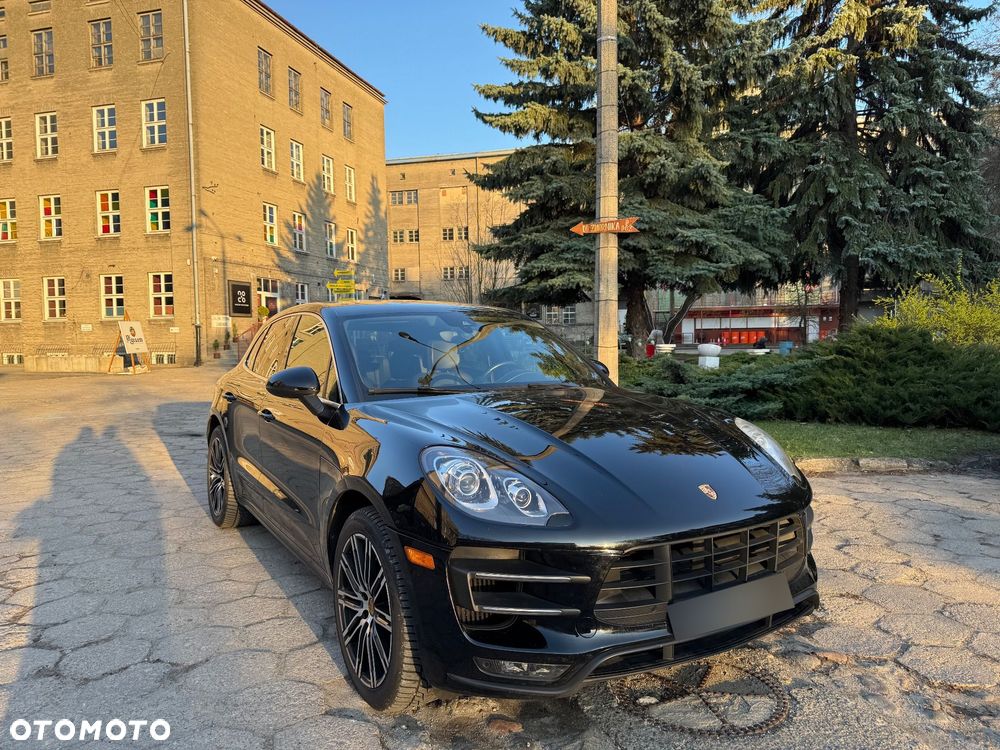 Porsche Macan Turbo PDK - 1