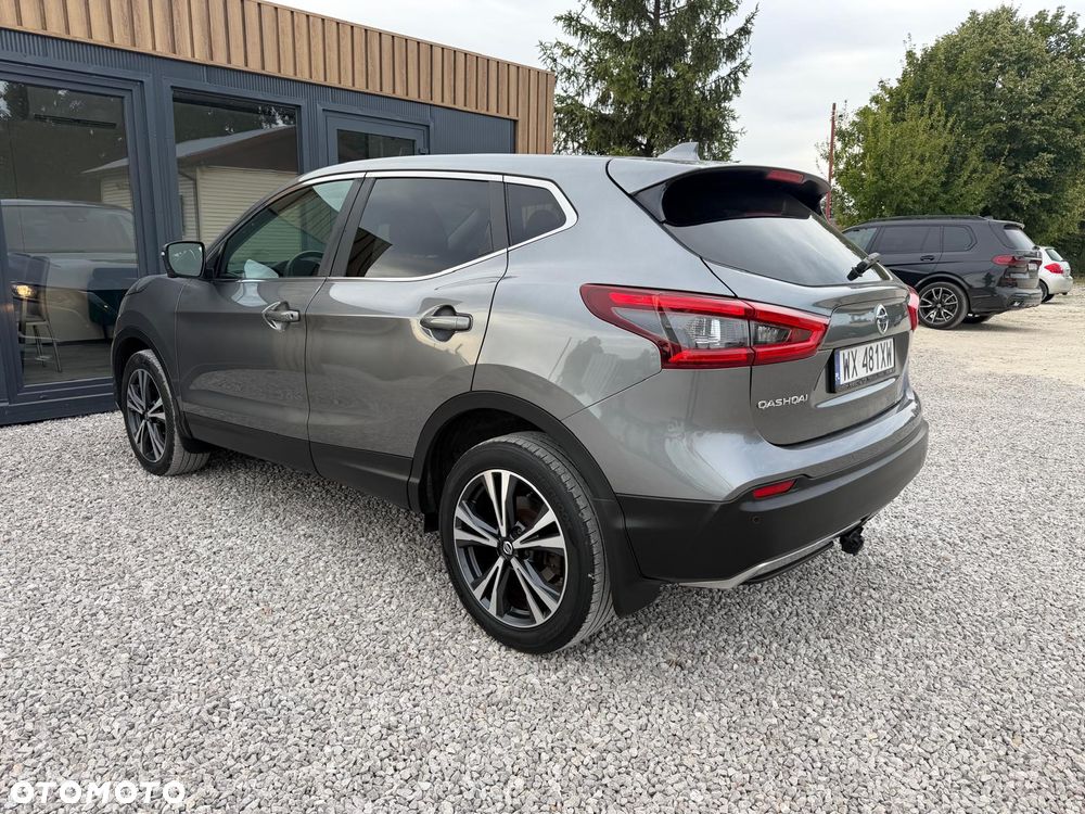 Nissan Qashqai 1.3 DIG-T N-Connecta DCT - 8