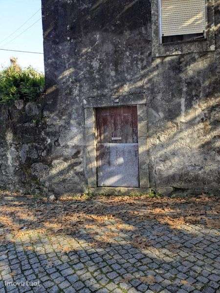 Oportunidade Terreno 340m2 no centro de S Pedro de Fins - Grande imagem: 3/6