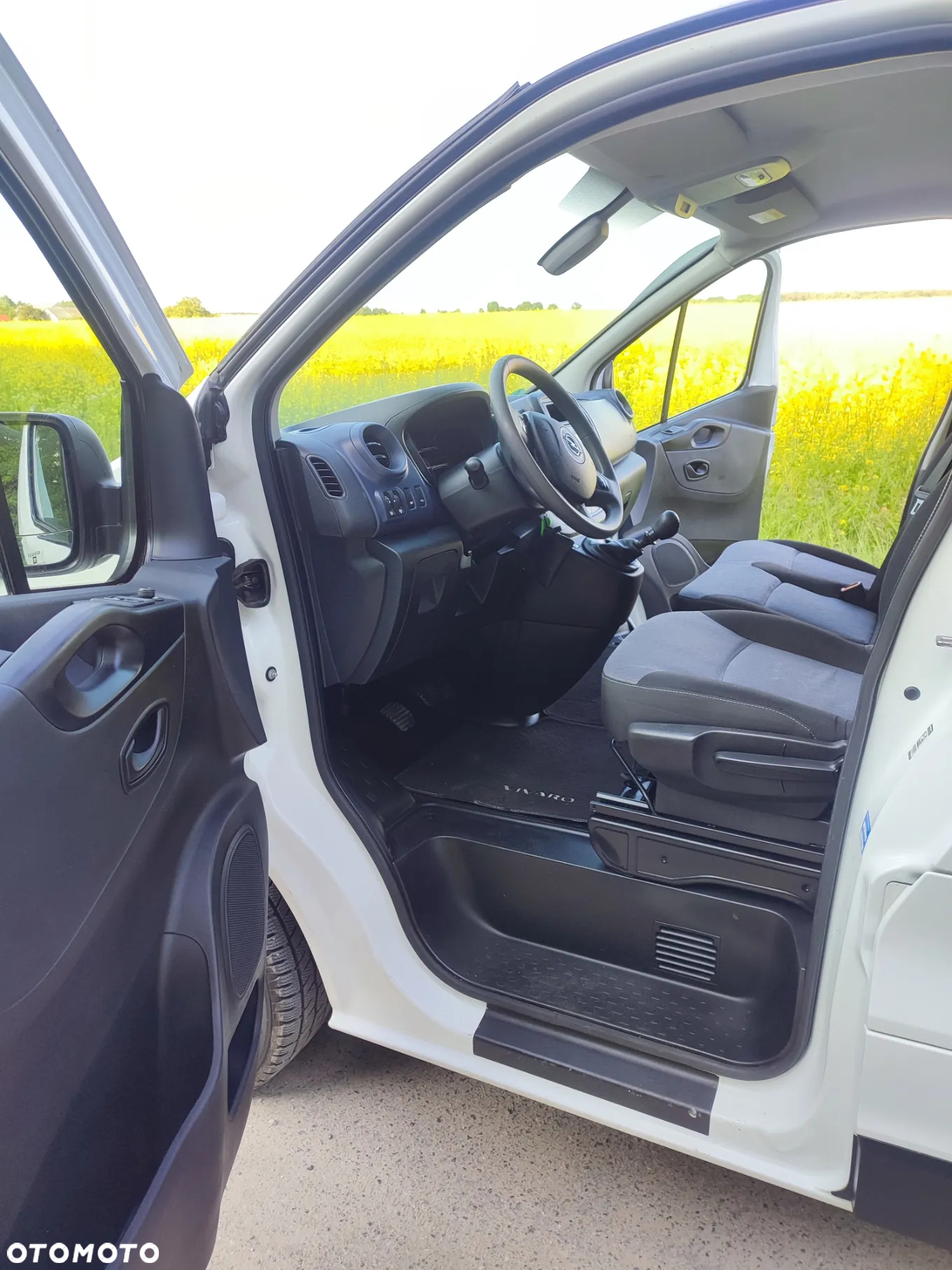 Opel VIVARO B - 11