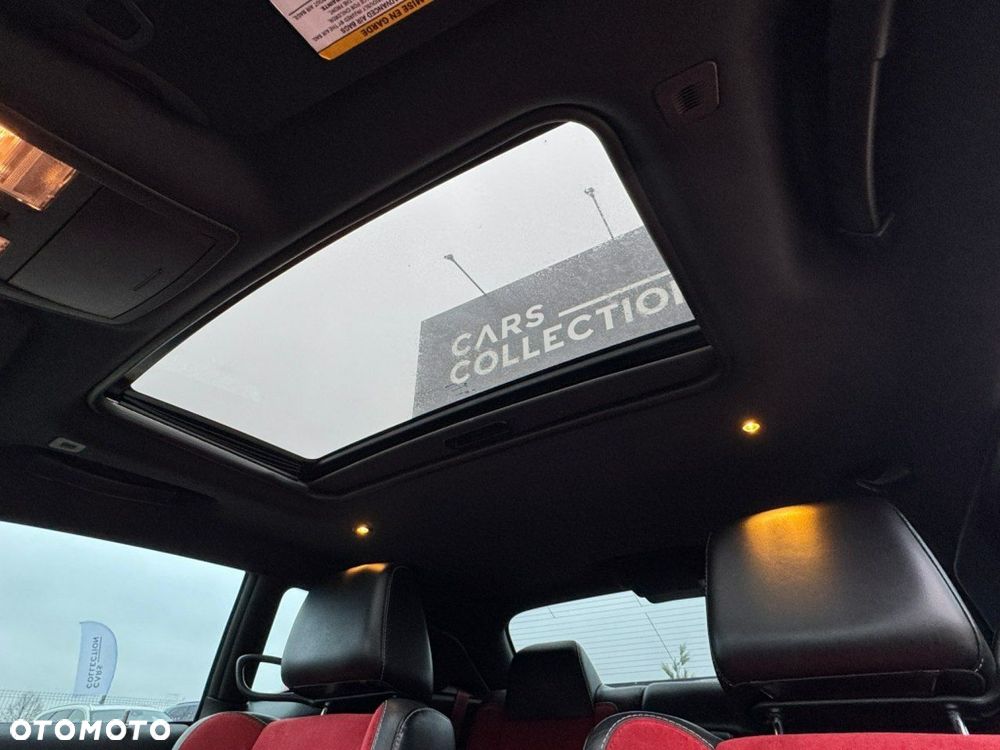 Dodge Challenger - 17