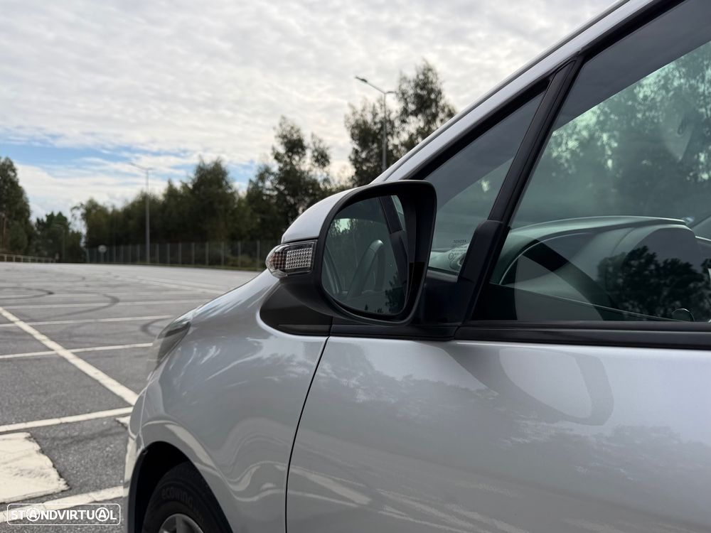 Toyota Yaris 1.4 D-4D Comfort+P.Style - 19