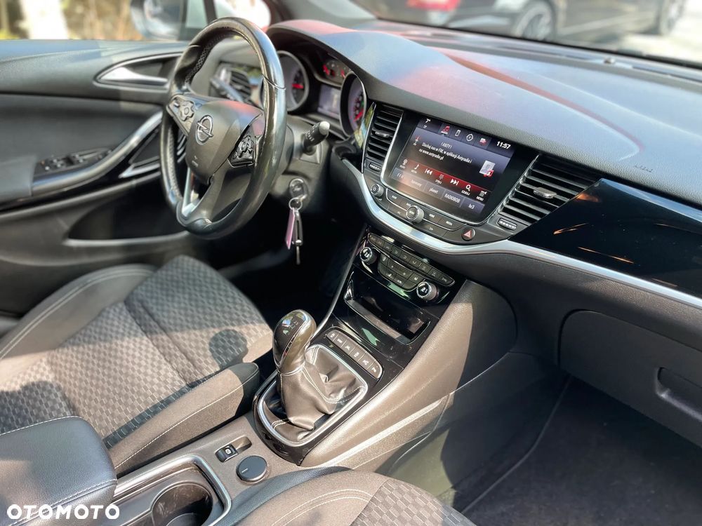 Opel Astra 1.4 Turbo Sports Tourer Innovation - 17