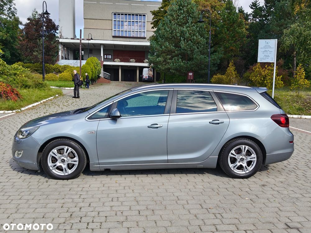 Opel Astra 2.0 CDTI DPF Cosmo - 34