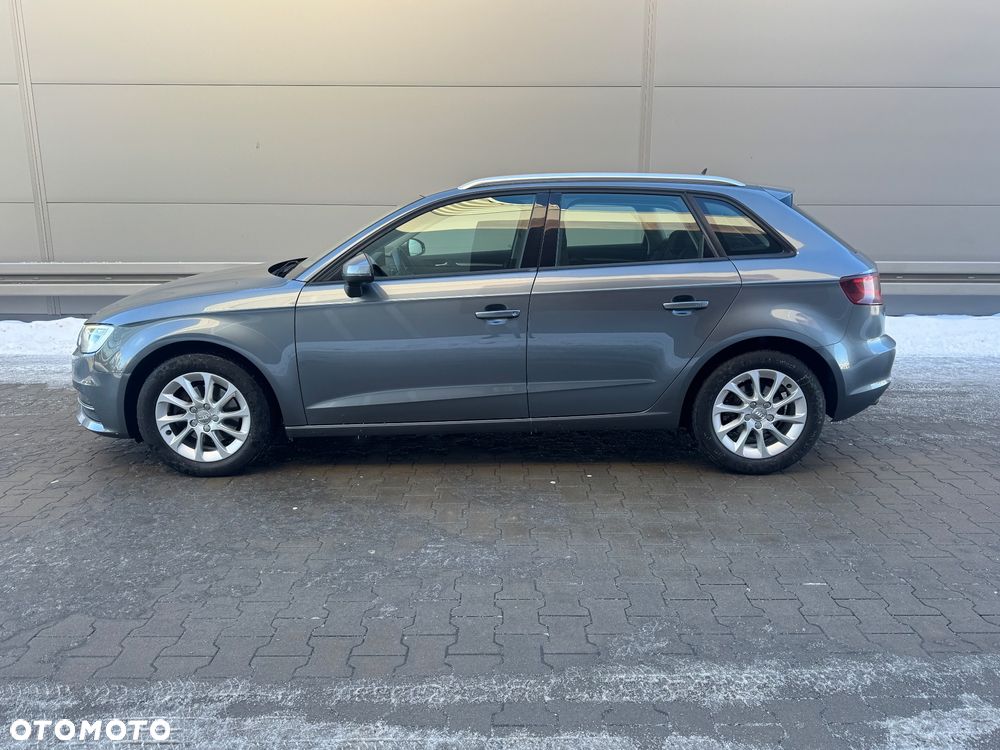 Audi A3 Sportback - 8