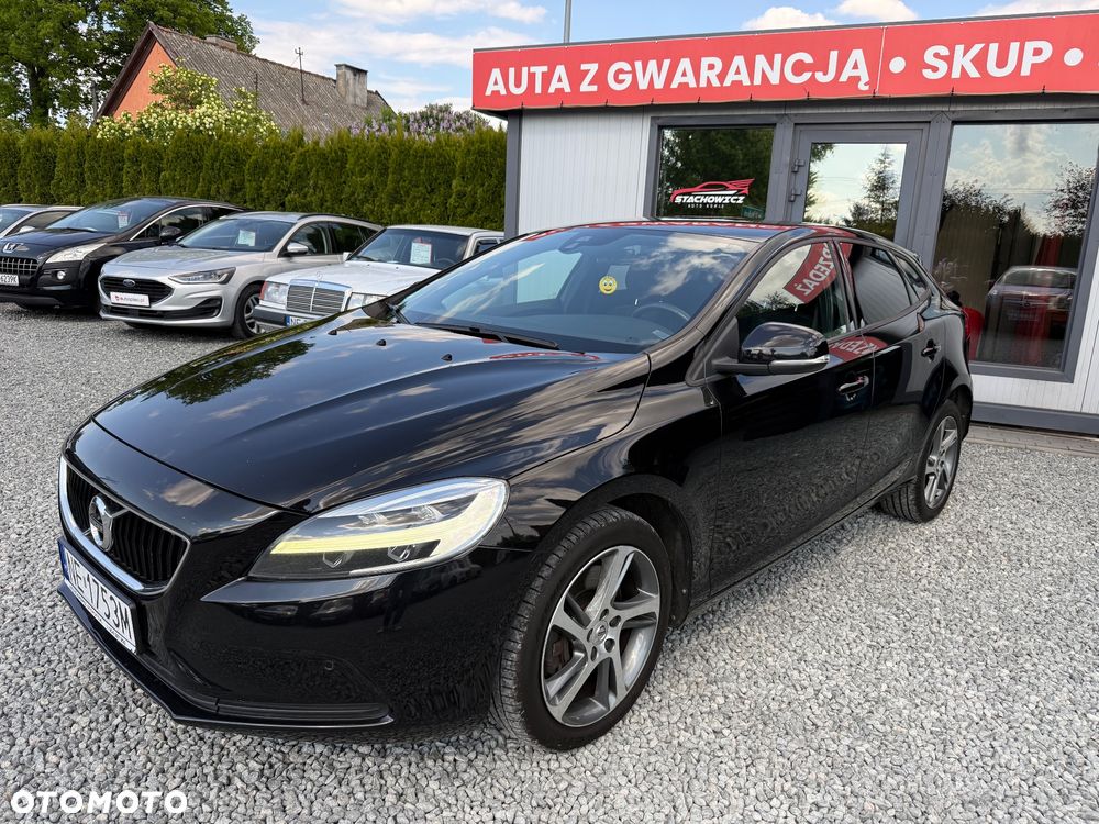 Volvo V40 D3 Momentum - 28