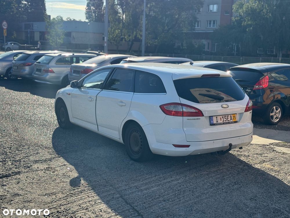 Ford Mondeo 2.2 TDCi Ghia - 4