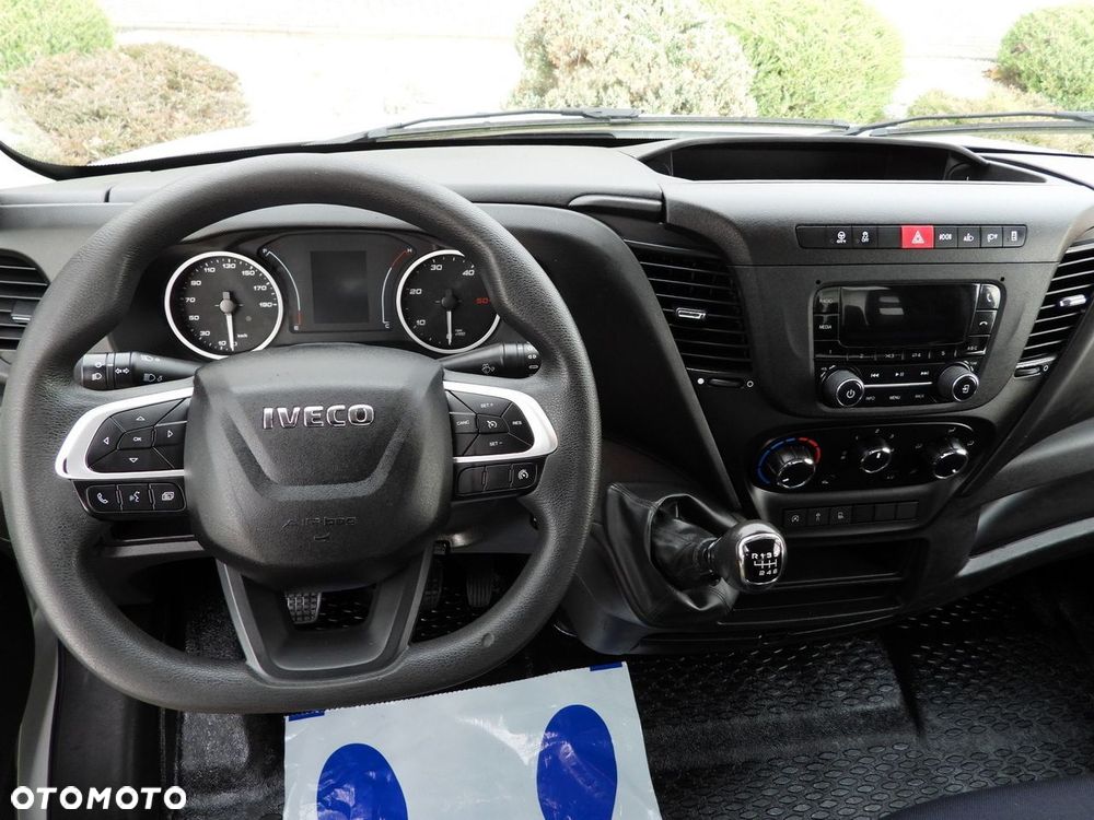 Iveco DAILY 35C14 WYWROTKA TEMPOMAT BLIŹNIACZE KOŁA KLIMATYZACJA  140KM - 28