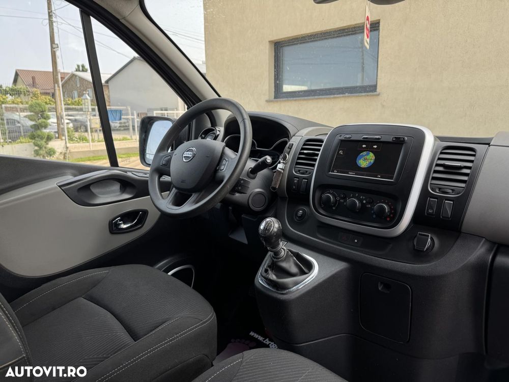 Nissan nv300 - 8