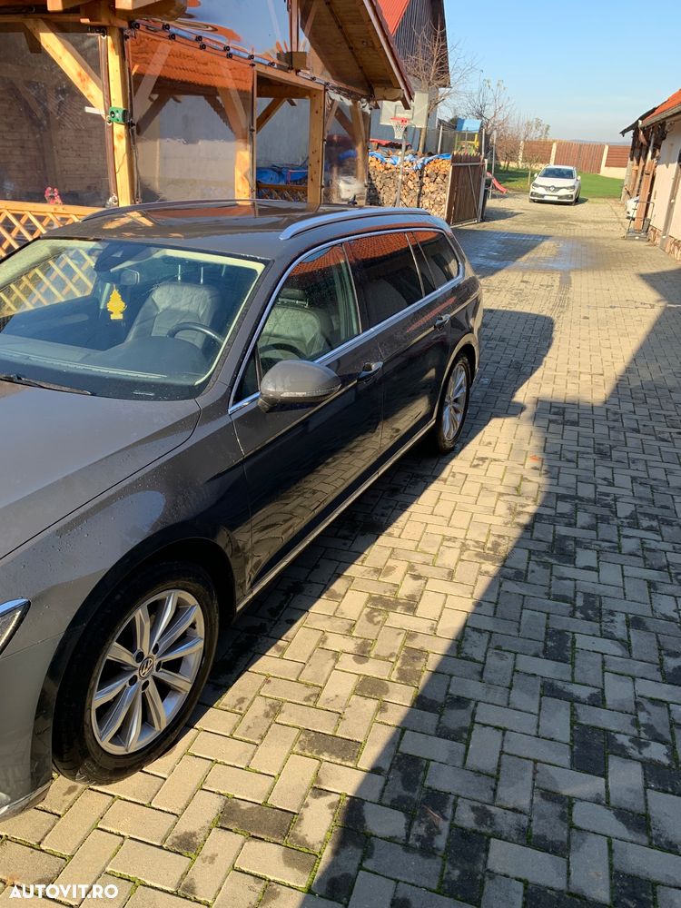Volkswagen Passat 2.0 TDI DSG Highline - 8