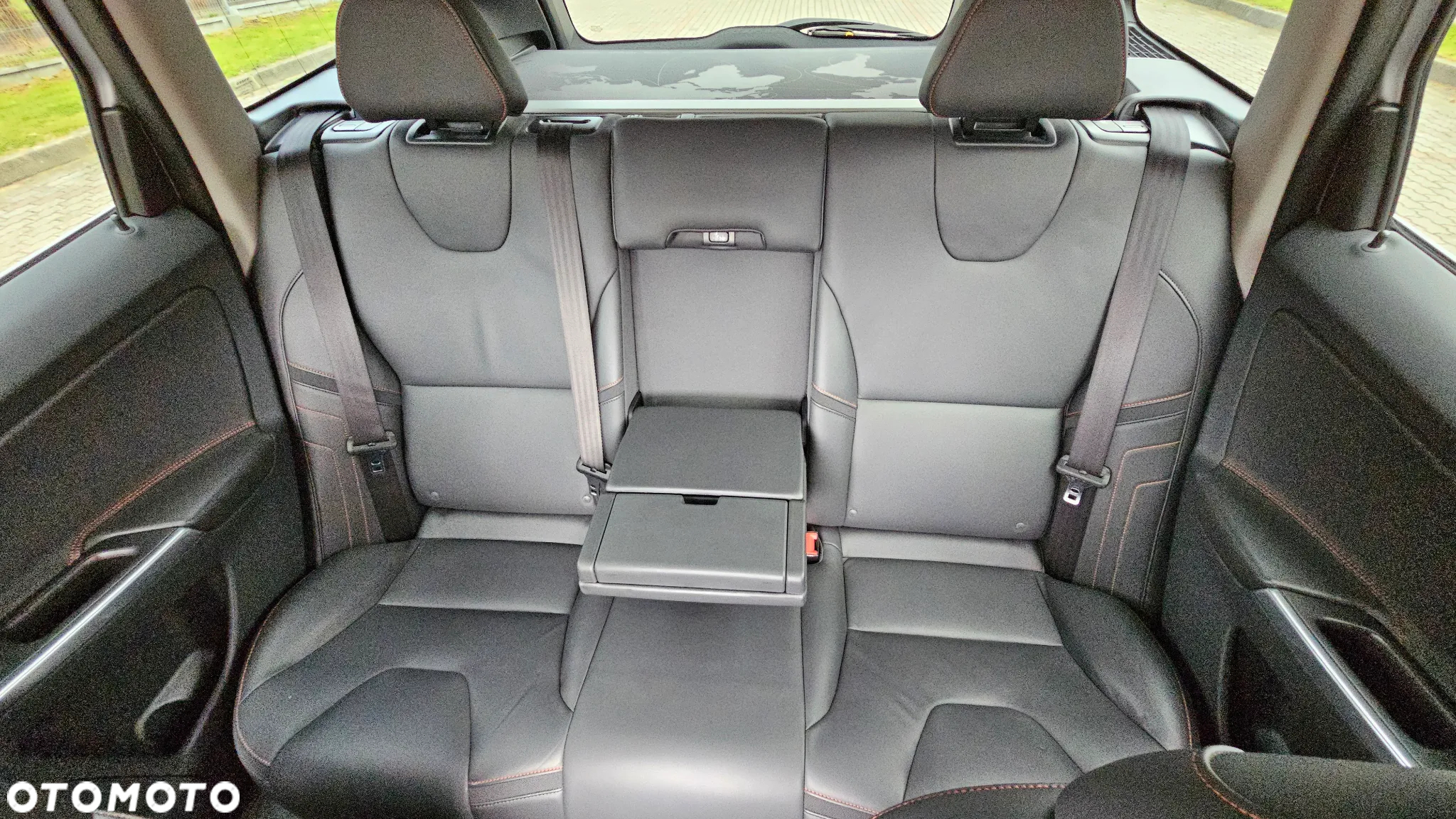 Volvo XC 60 D3 Drive-E Ocean Race - 12