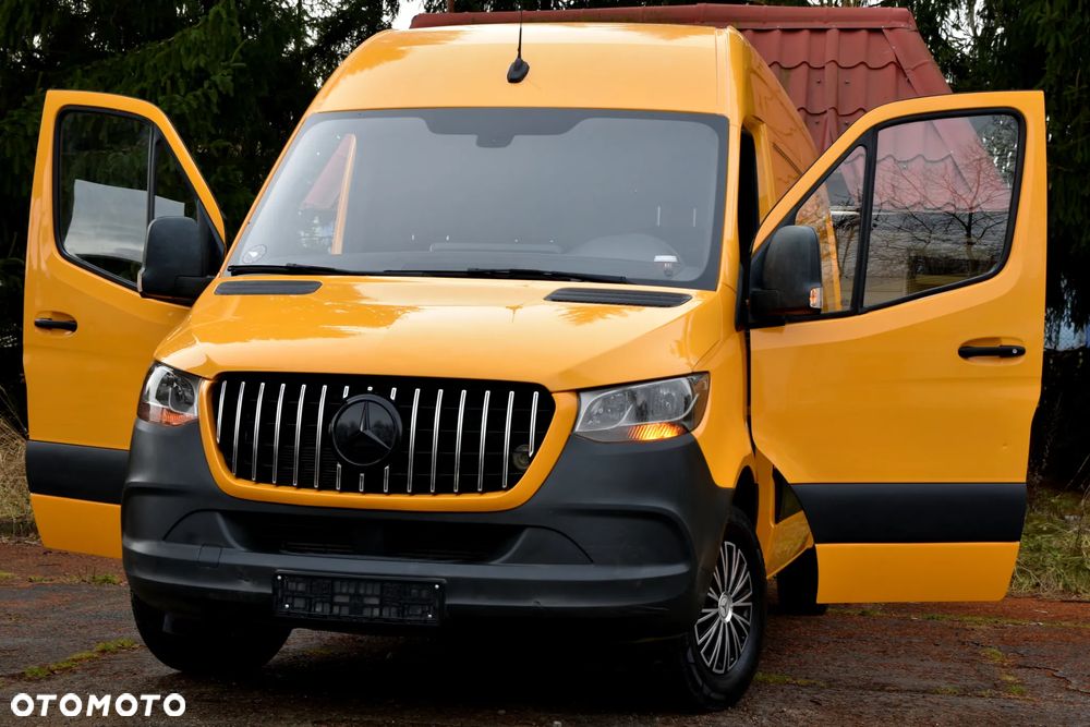 Mercedes-Benz SPRINTER - 12