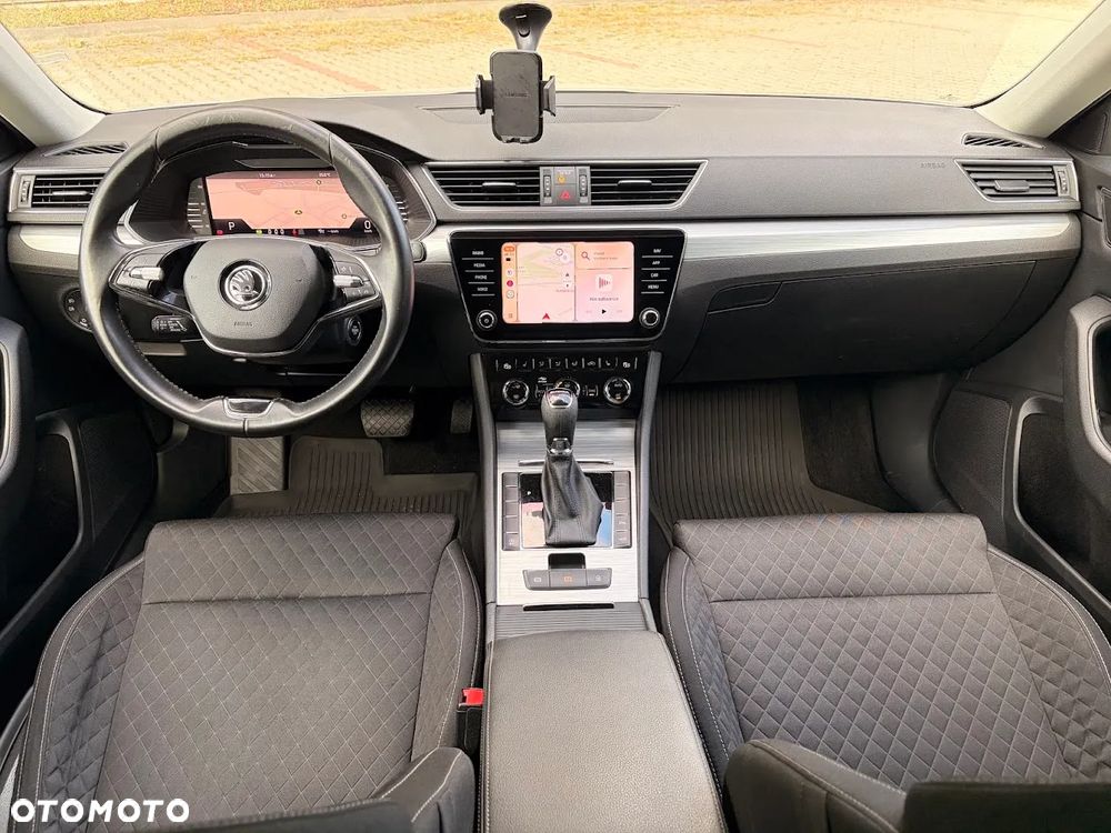 Skoda Superb 1.5 TSI Ambition DSG - 9