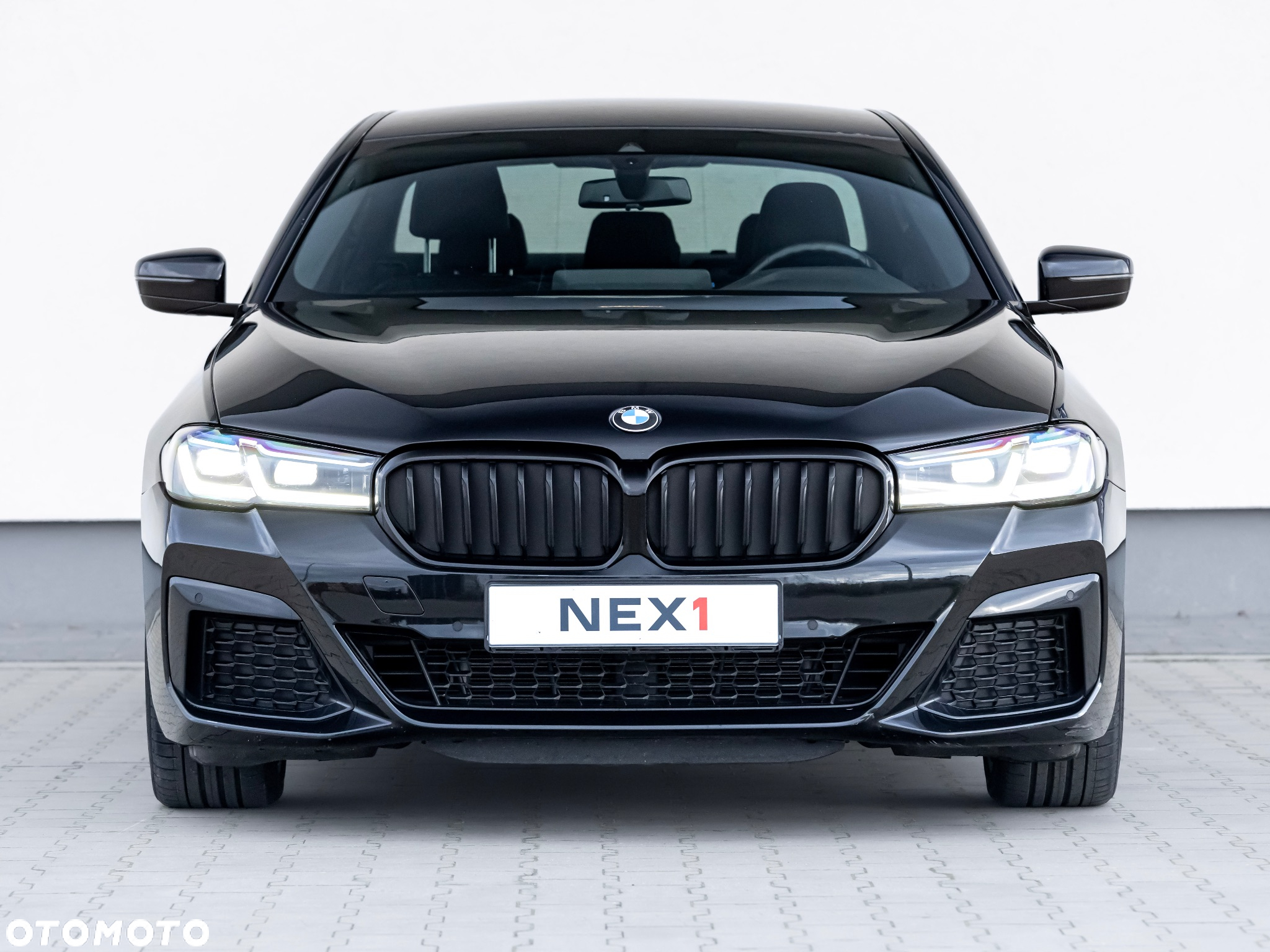 BMW Seria 5 530i xDrive M Sport sport - 2