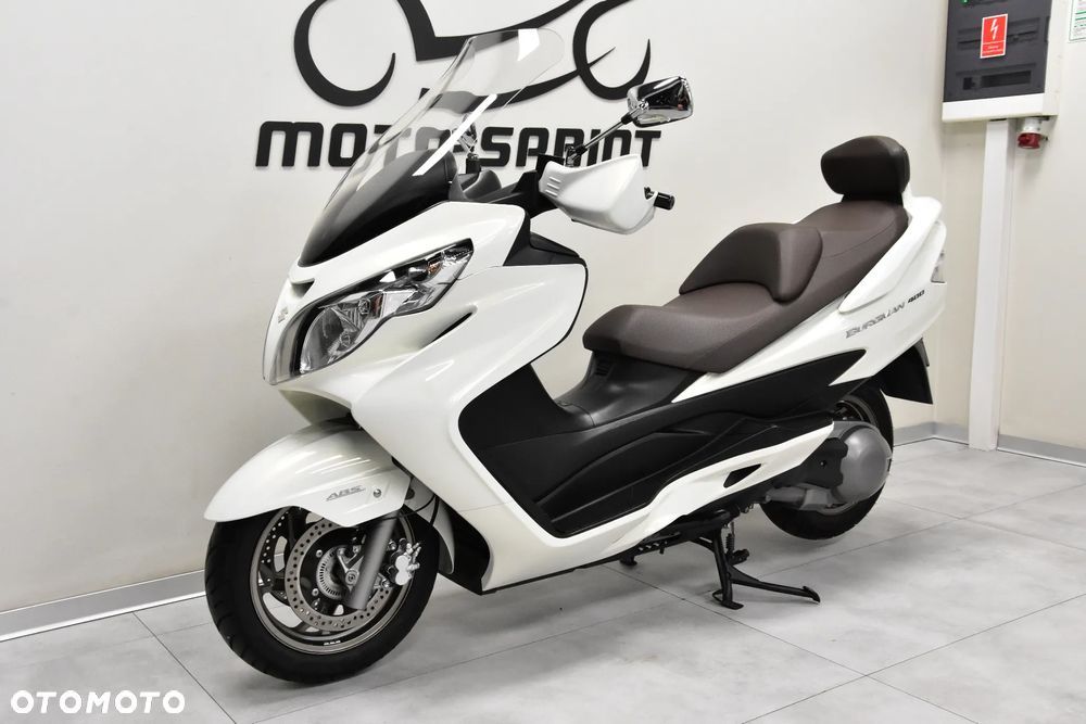 Suzuki Burgman - 4