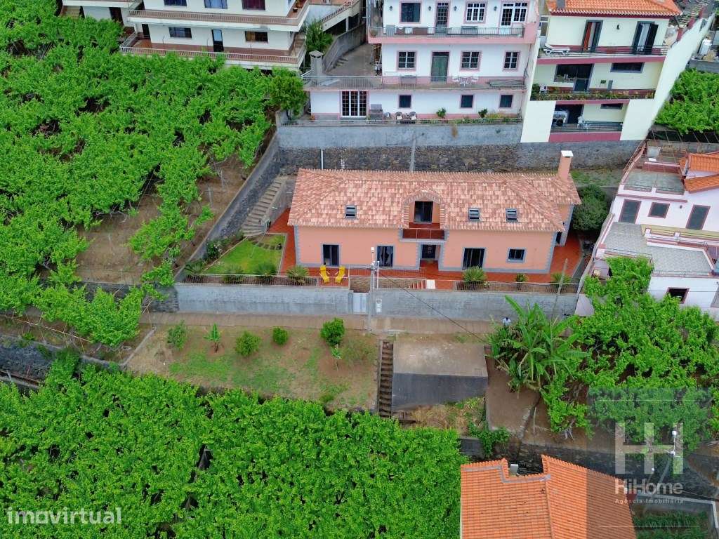 Moradia T3 Isolada com vista mar no Estreito de Câmara de Lobos - Grande imagem: 2/41