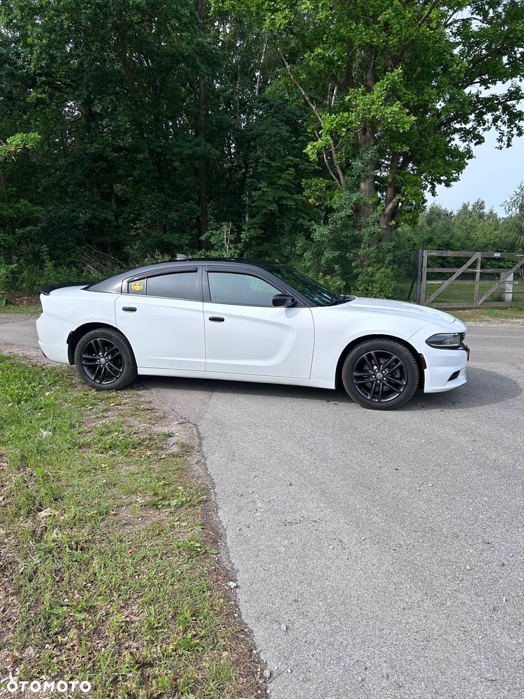 Dodge Charger - 5