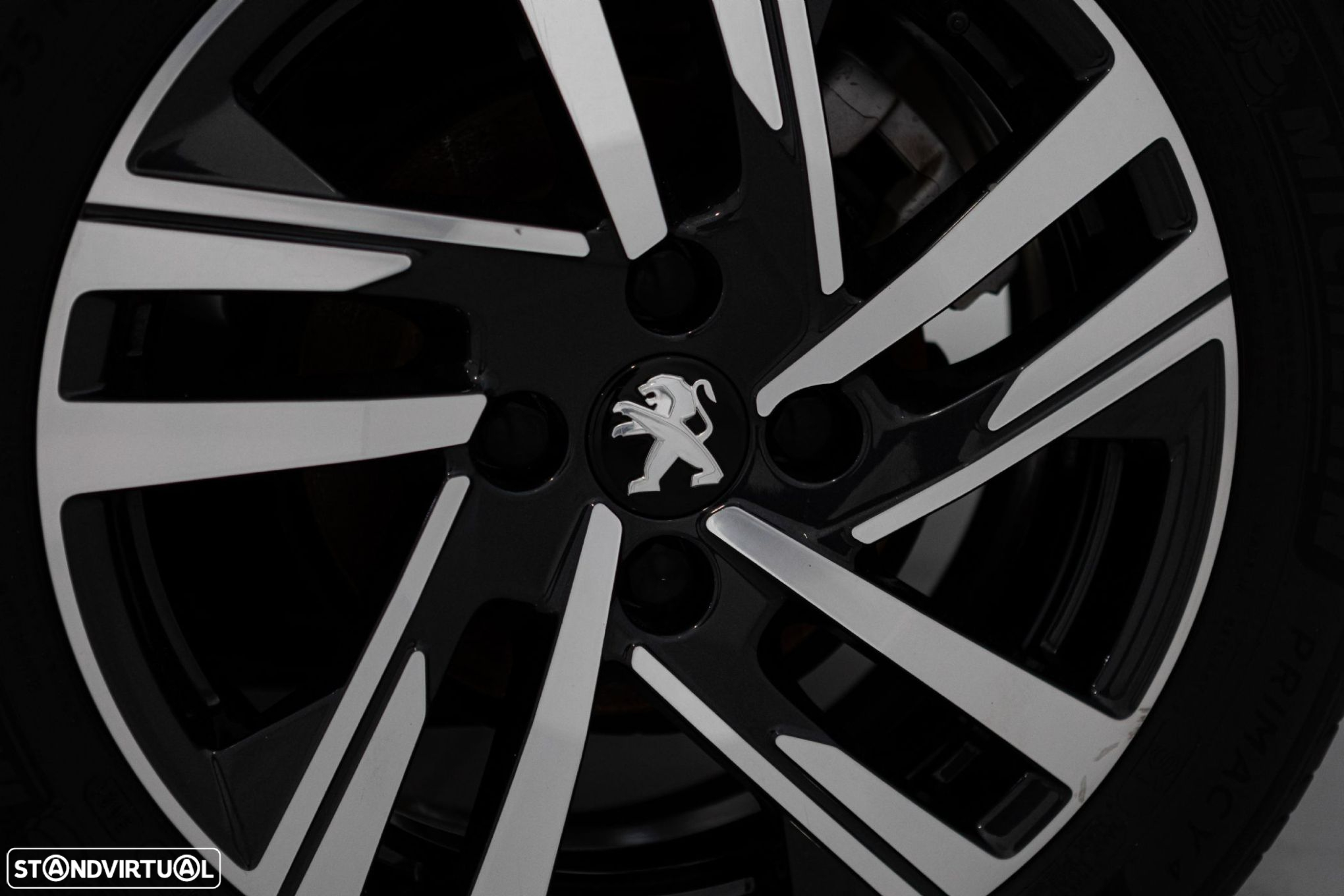 Peugeot 208 1.2 PureTech Allure - 8