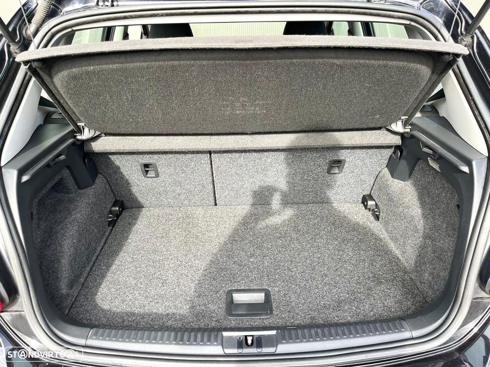 VW Polo 1.0 Confortline - 22
