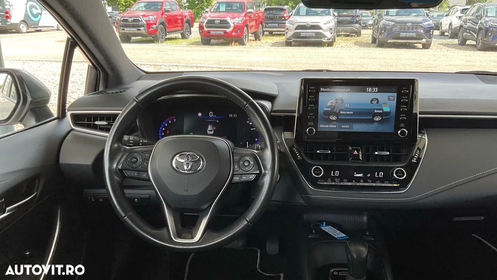 Toyota Corolla 1.8 HSD Dynamic - 11