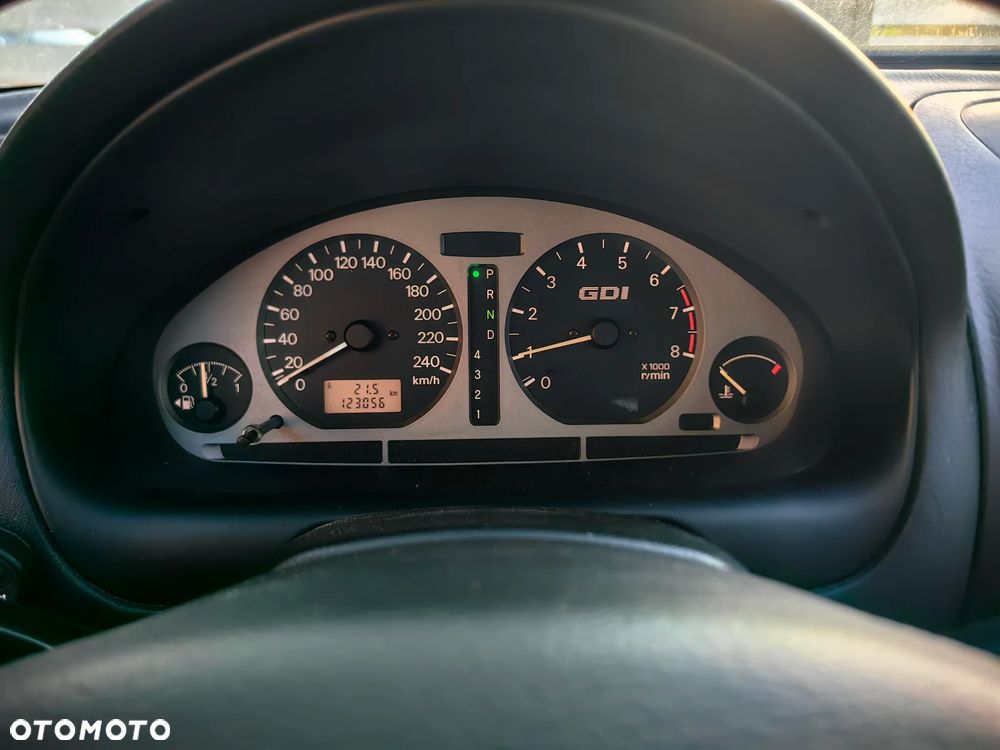 Mitsubishi Carisma 1.8 GDI Automatik Comfort Plus - 19