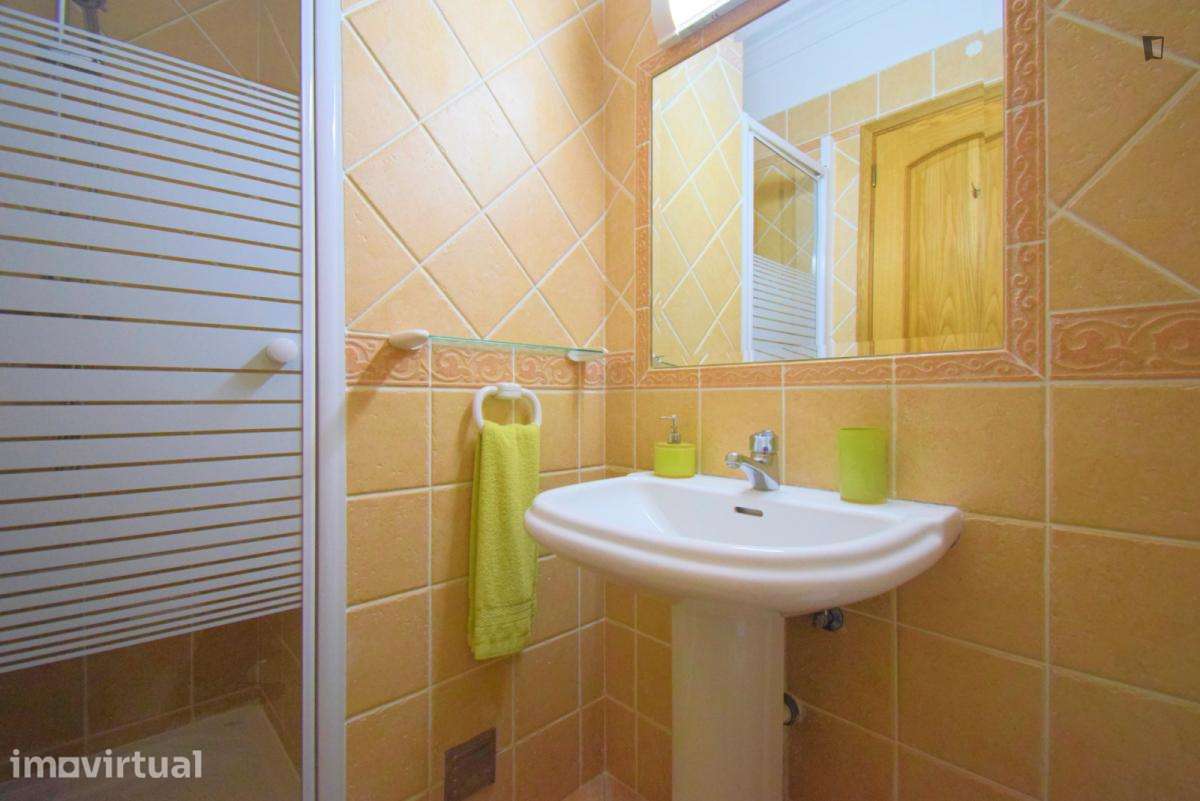 Apartamento com 2 quartos - localizado em Albufeira - Grande imagem: 2/17