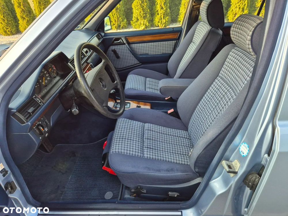 Mercedes-Benz W124 (1984-1993) - 10