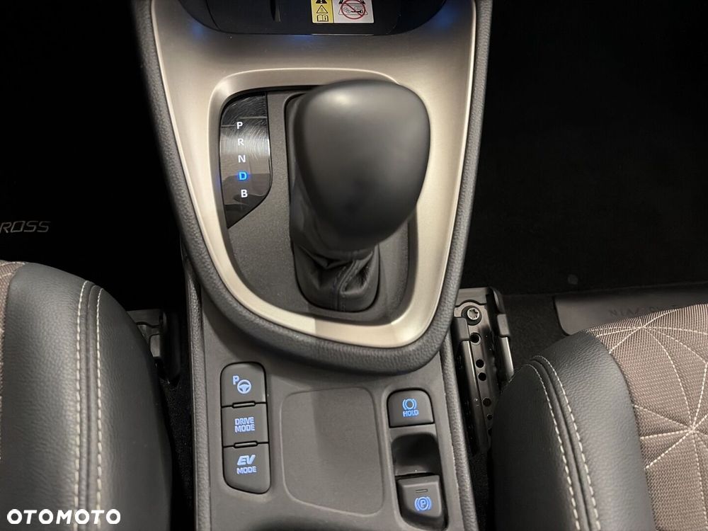 Toyota Yaris Cross - 22