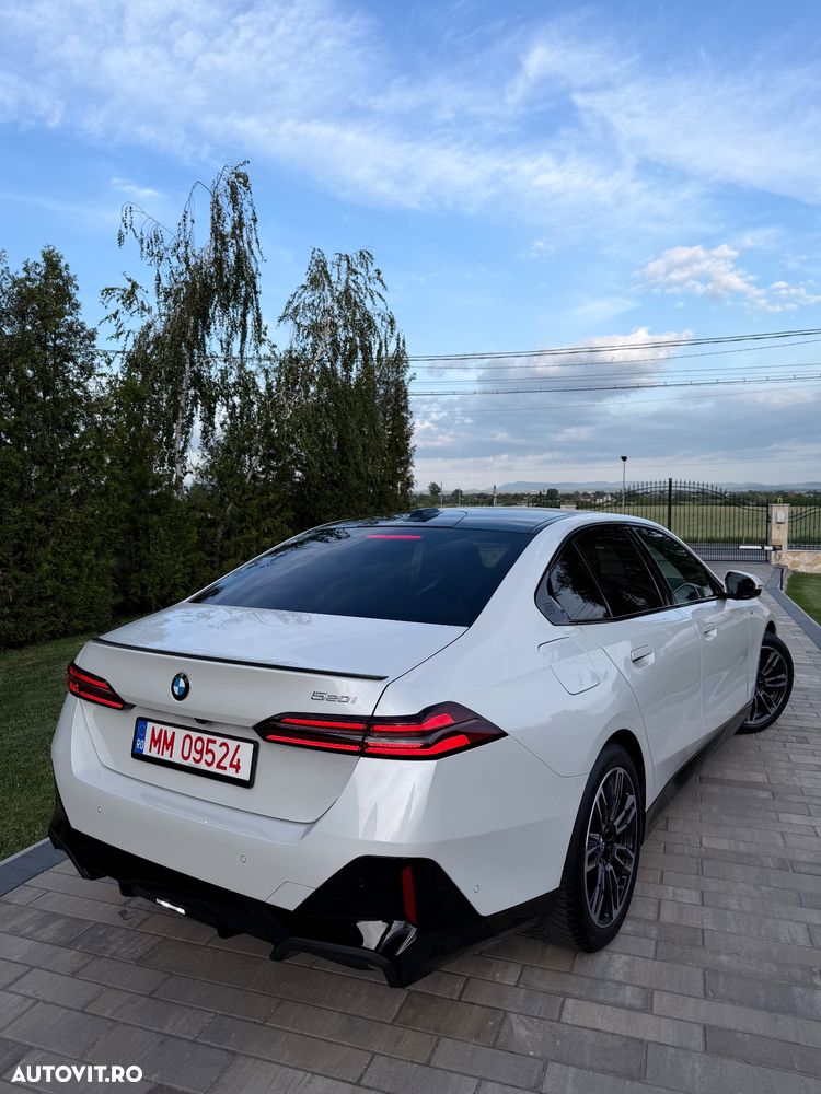 BMW Seria 5 520i AT MHEV - 5