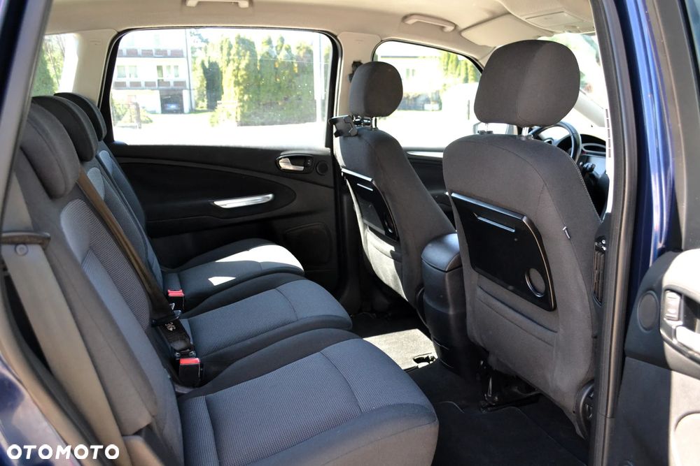 Ford S-Max 1.8 TDCi Ambiente - 11