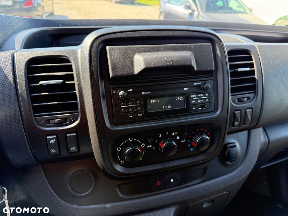 Fiat TALENTO EcoJet 125 LONG / BRYGADOWY 6 miejsc/klima/tempomat/2 tony na haku/bezwypadkowy/Import Niemcy - 23