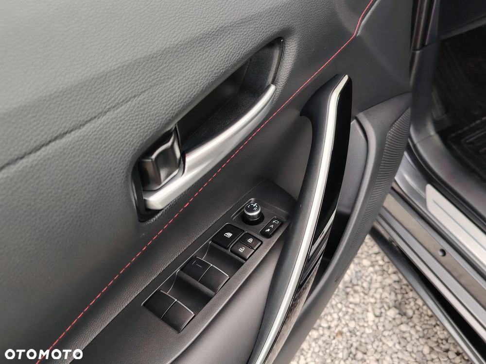 Toyota Corolla 2.0 Hybrid GR Sport Dynamic - 21