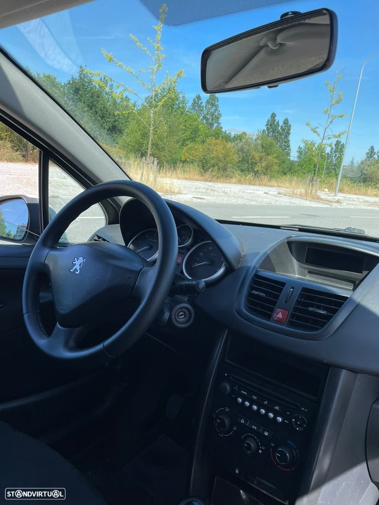 Peugeot 207 1.4 HDi Urban - 7