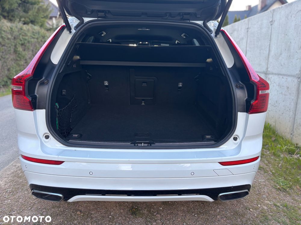 Volvo XC 60 T4 R-Design - 20