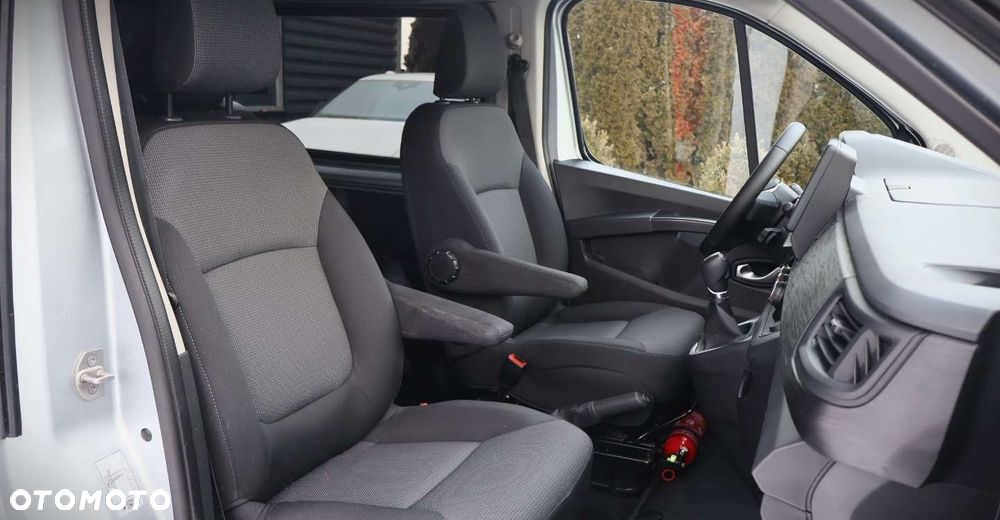 Renault Trafic - 17