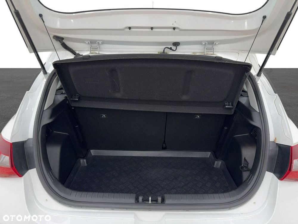 Hyundai i20 1.0 T-GDI Pure - 11