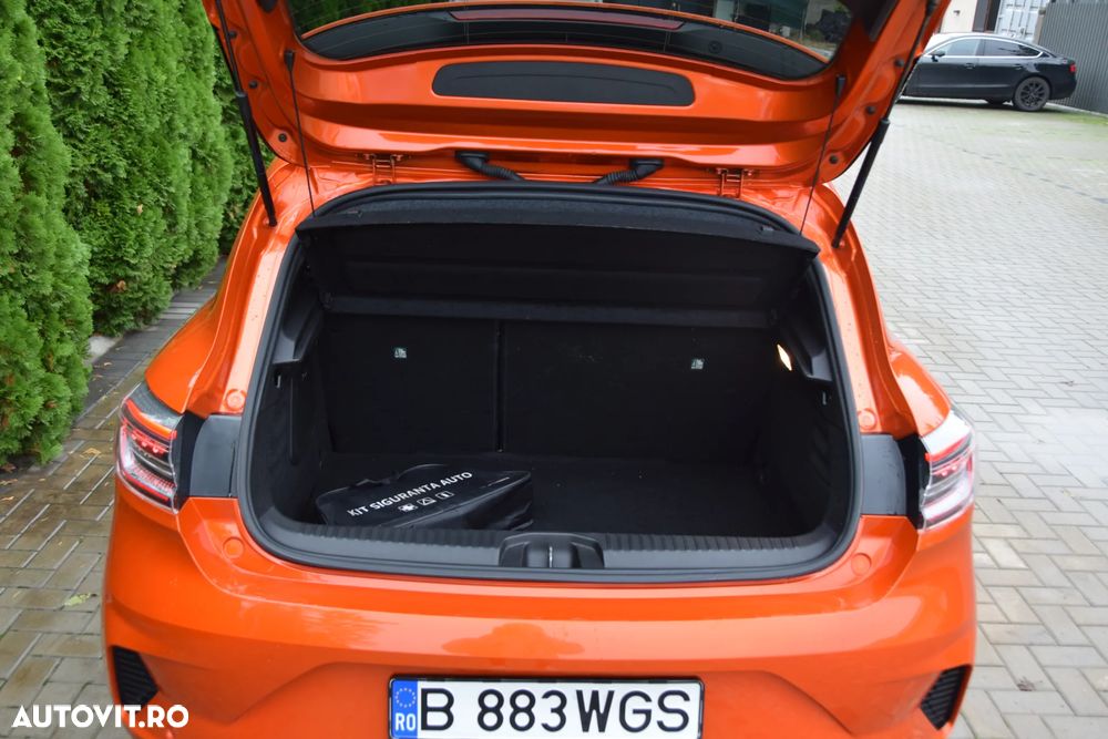 Renault Clio V full hybrid 145 Techno - 15