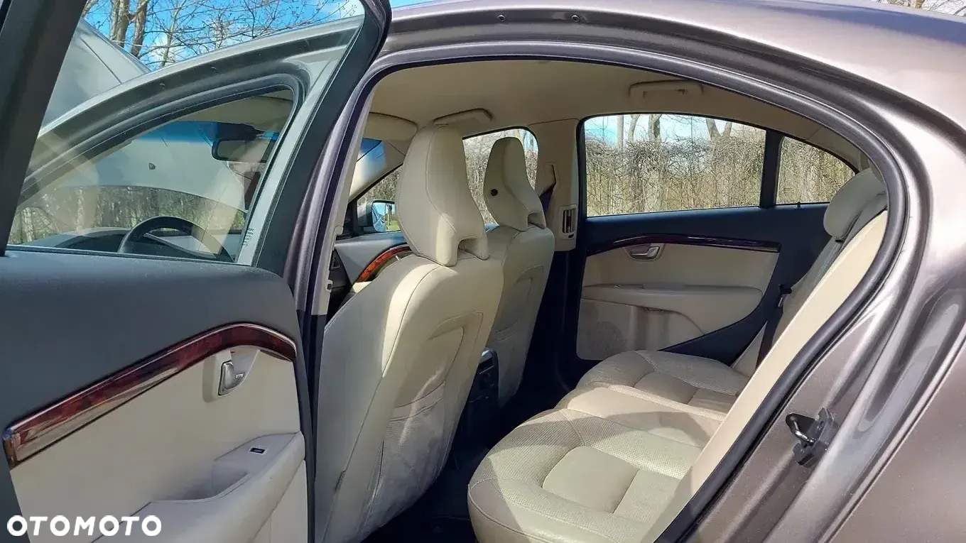 Volvo S80 - 10