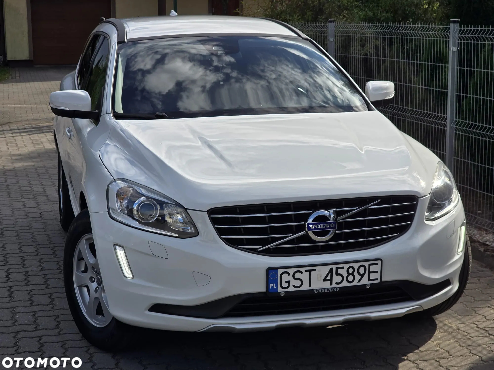 Volvo XC 60 D4 Momentum - 4