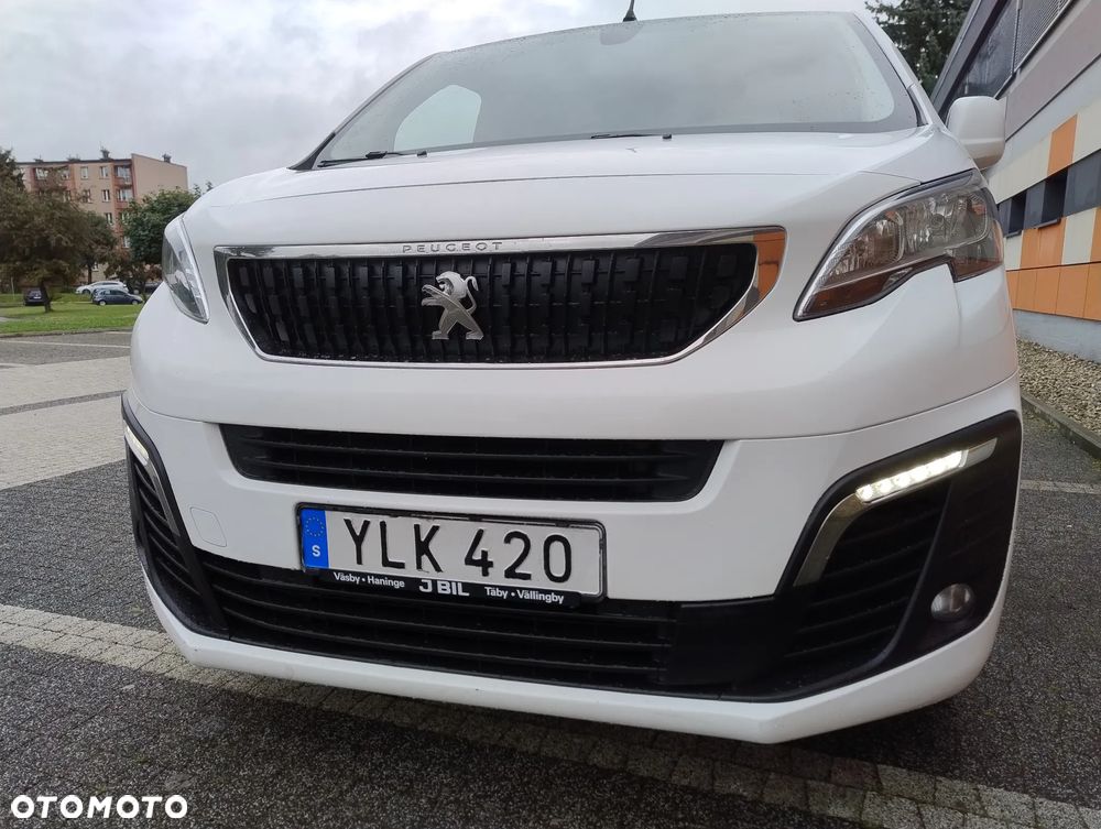 Peugeot EXPERT NOWY MODEL 1.6 HDI (101KM) AUTOMAT (L2H1) (EURO,6) KLIMA WEBASTO FULL OPCJA STAN IDEALNY NIE MA RDZY 100% BEZWYPADKOWY SERWIS A.S.O. DO KOŃCA ! ! ! - 29