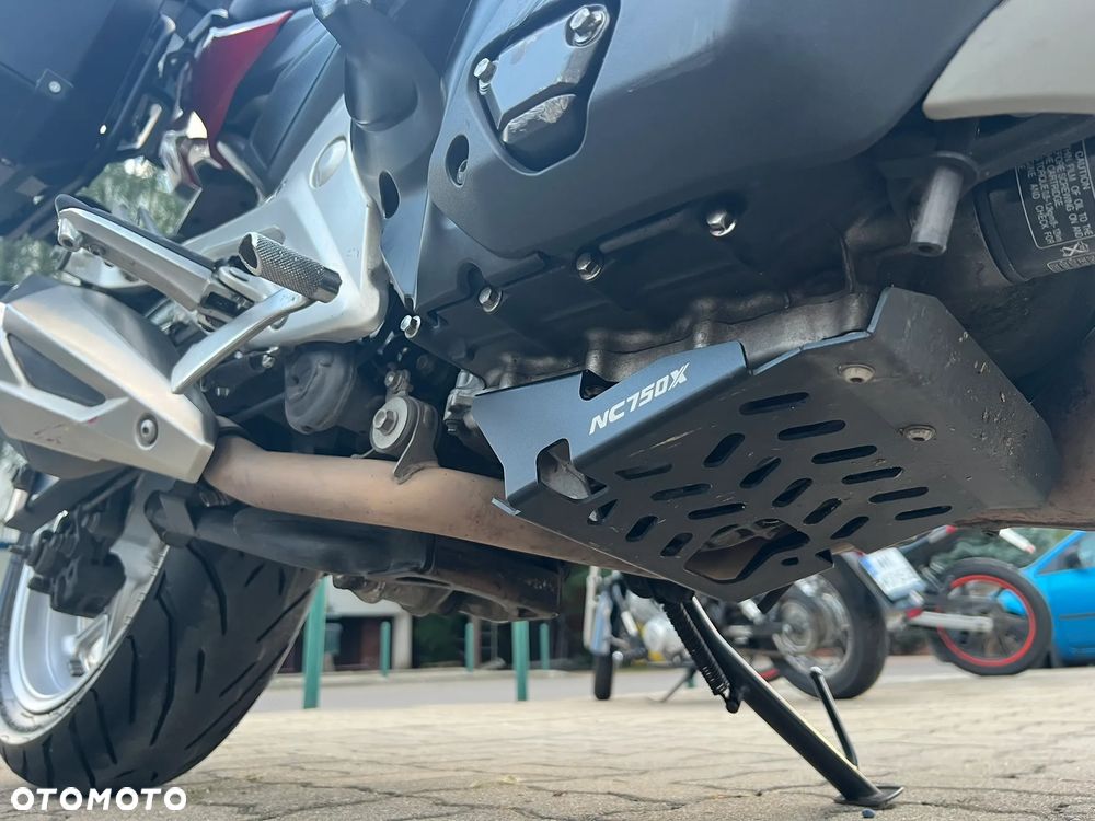 Honda NC - 17