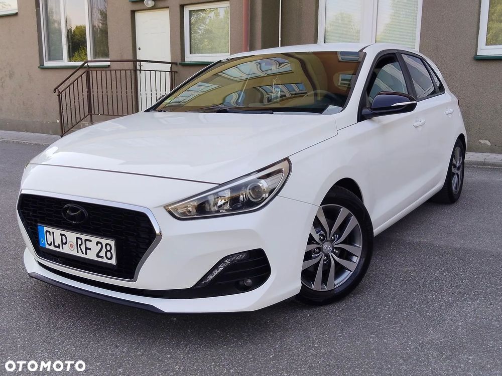 Hyundai i30 1.4 Premium - 1