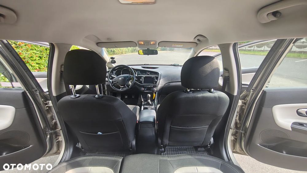 Kia Ceed 1.6 GDI Business Line - 14