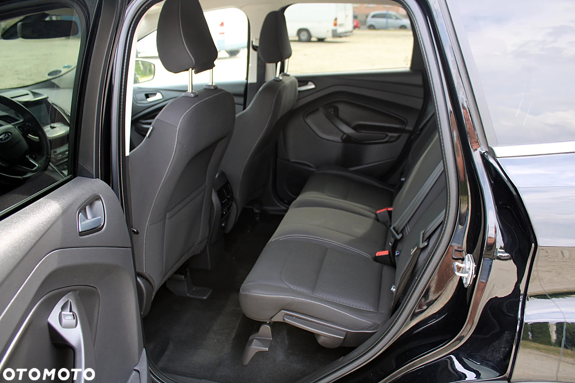 Ford Kuga - 14