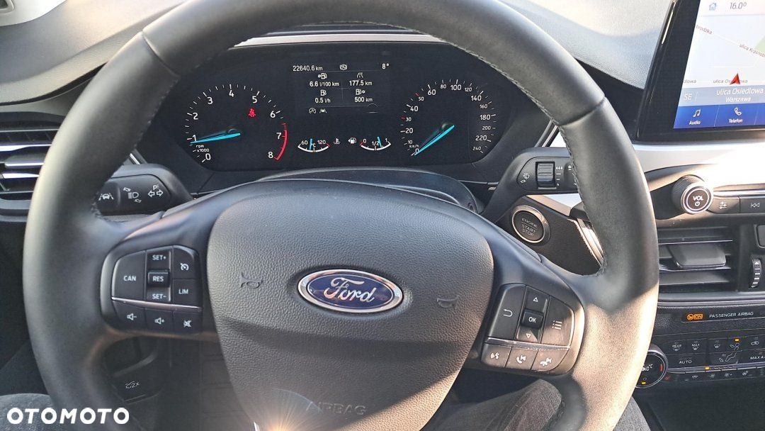 Ford Focus - 8