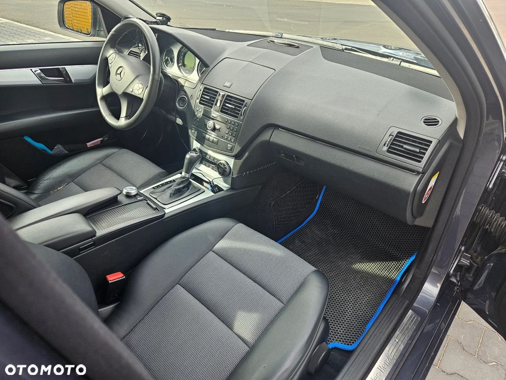 Mercedes-Benz Klasa C 220 T CDI DPF Automatik Avantgarde - 7