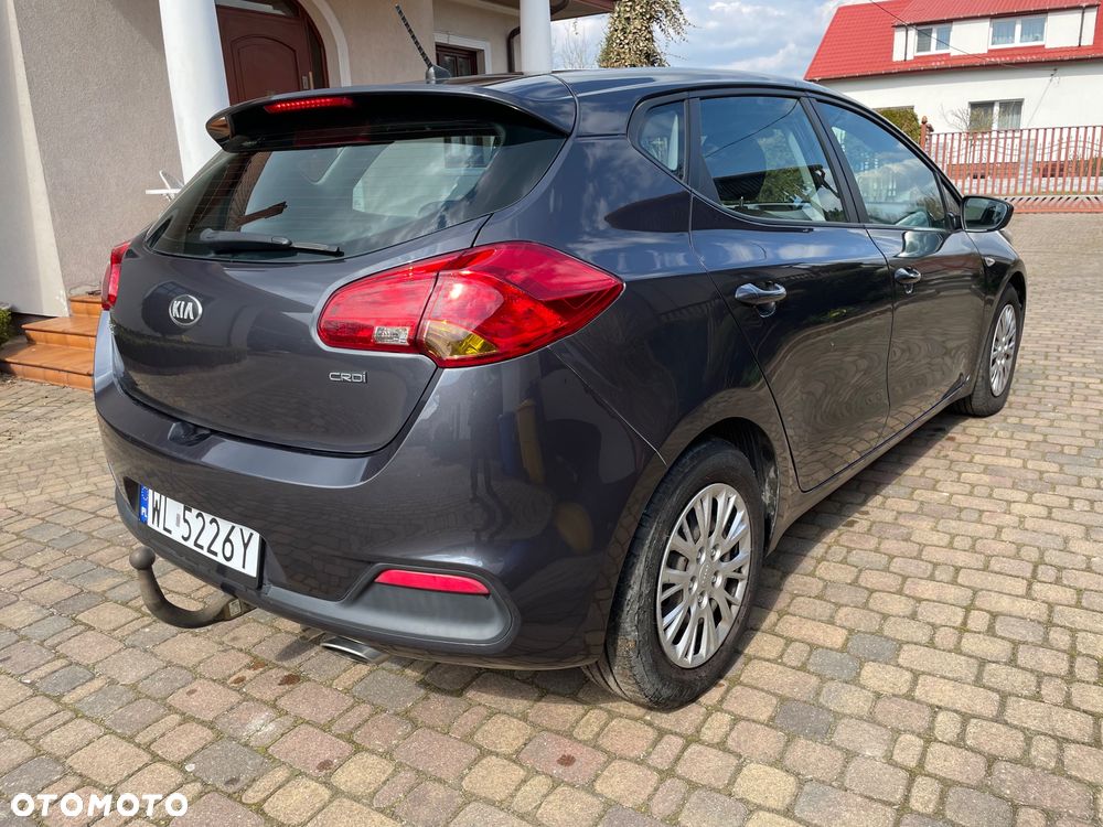 Kia Ceed 1.6 CRDi 115 ISG Vision - 31