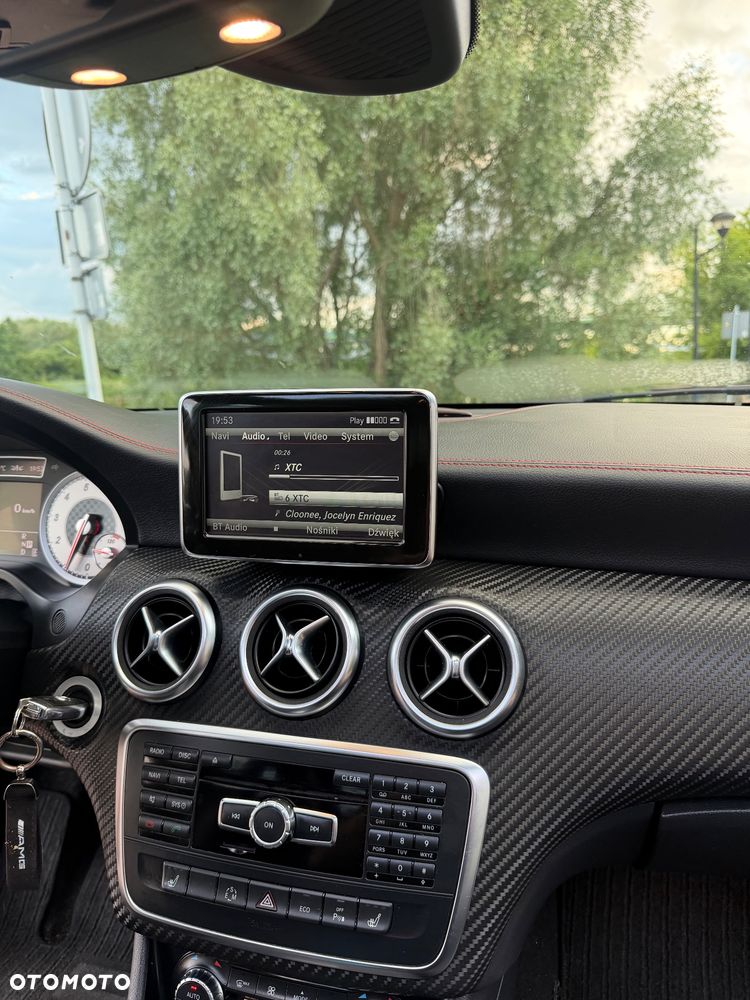 Mercedes-Benz Klasa A 250 7G-DCT AMG Line - 18