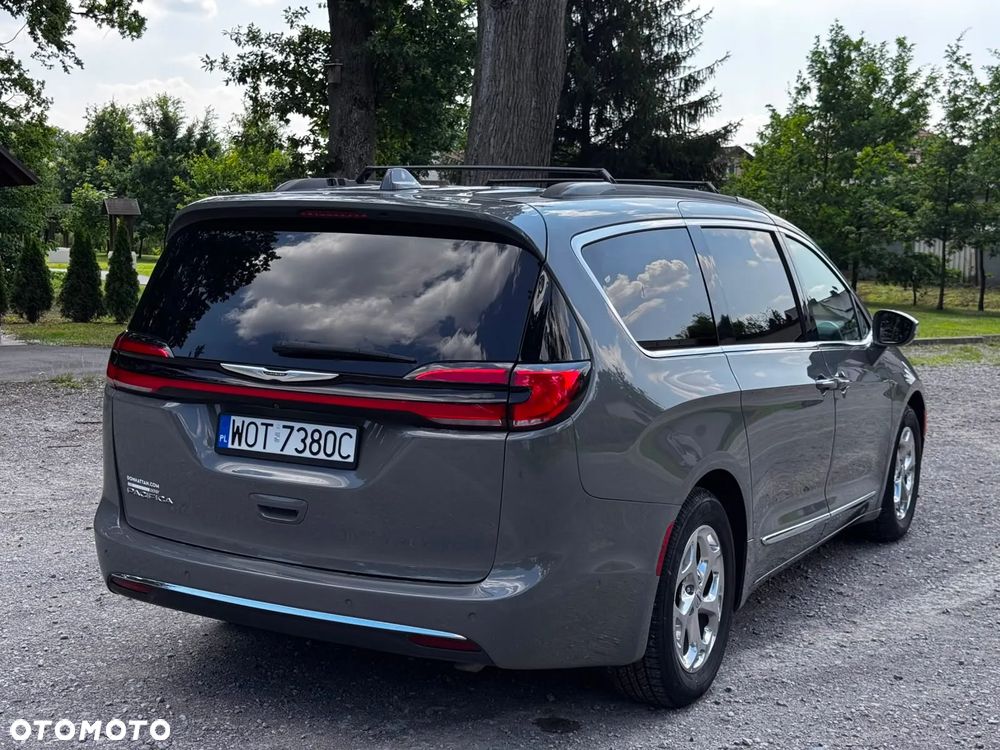 Chrysler Pacifica - 6